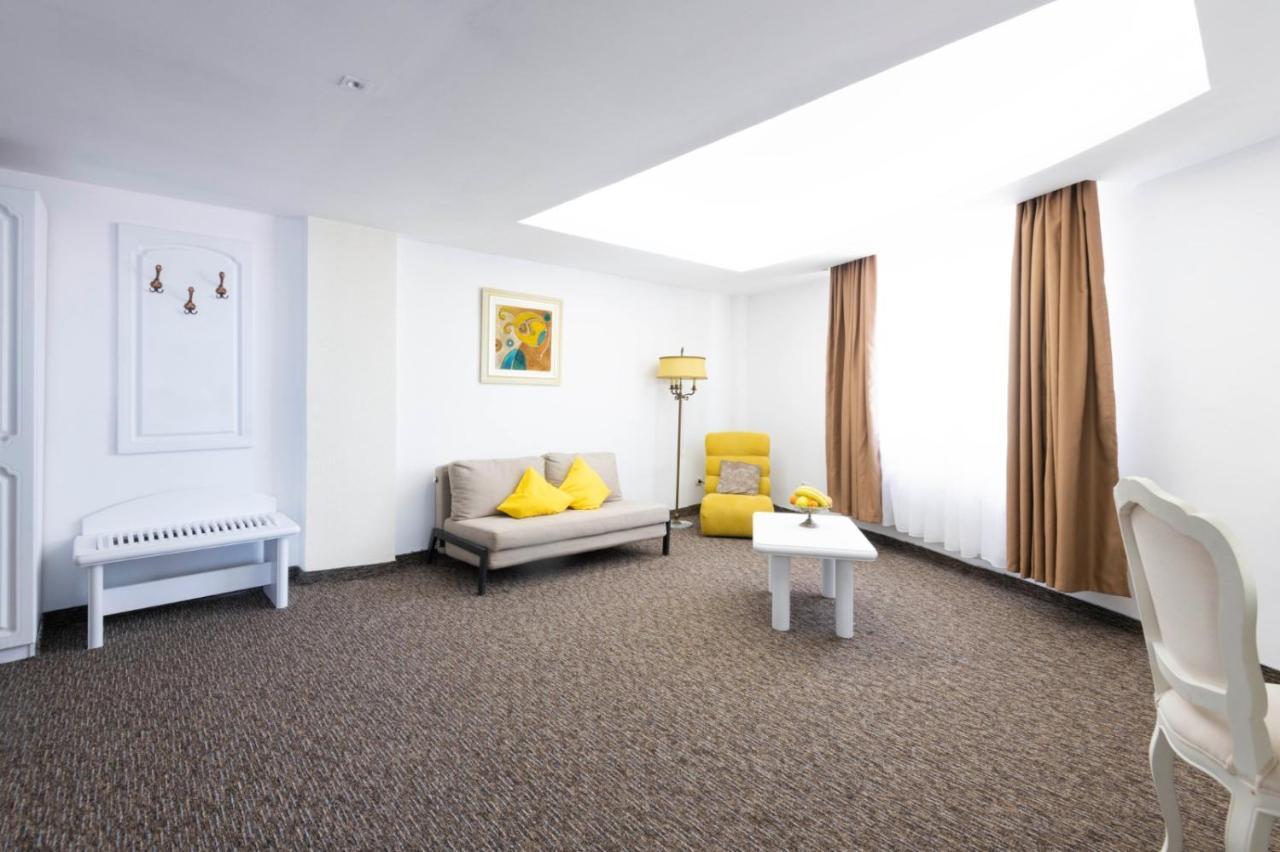 Hotel Randy 康斯坦察 外观 照片