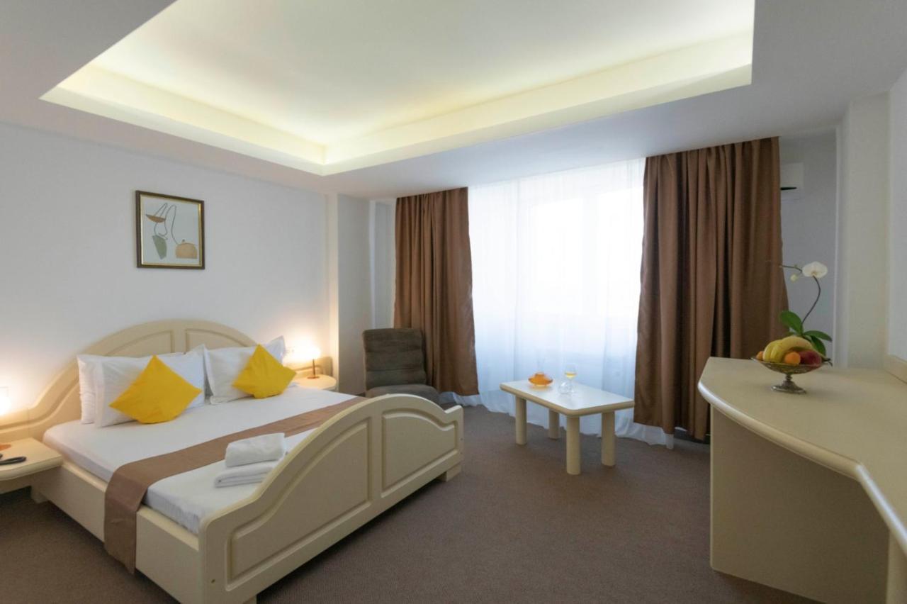 Hotel Randy 康斯坦察 外观 照片