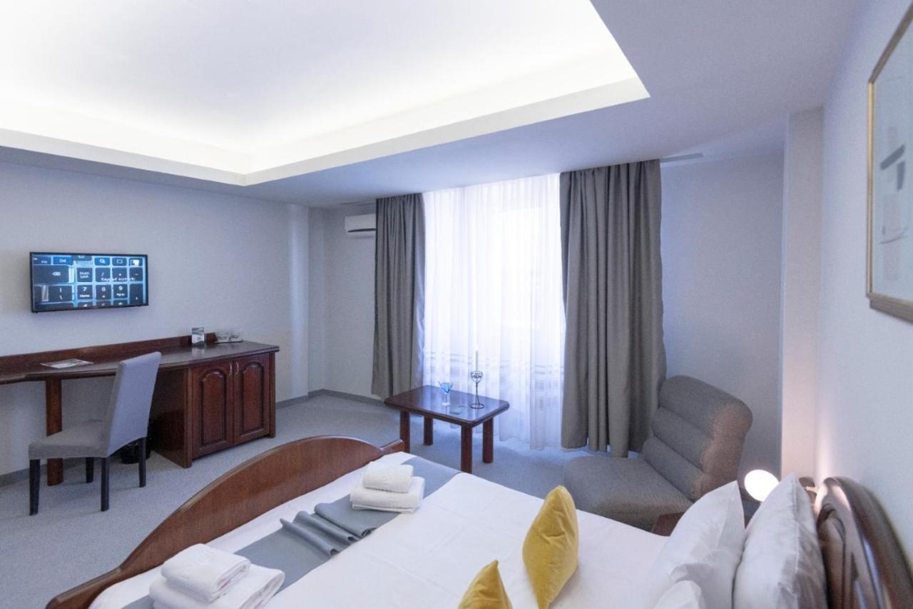 Hotel Randy 康斯坦察 外观 照片