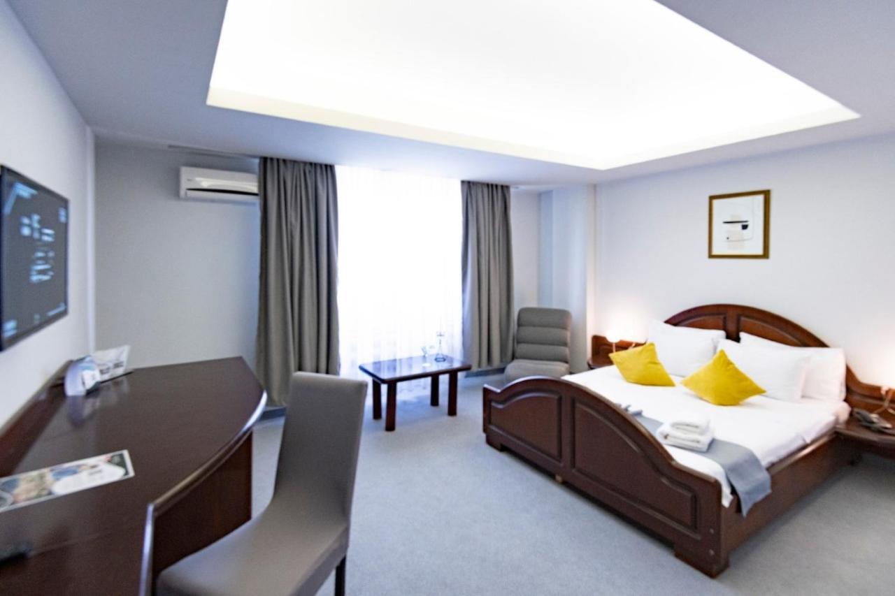 Hotel Randy 康斯坦察 外观 照片