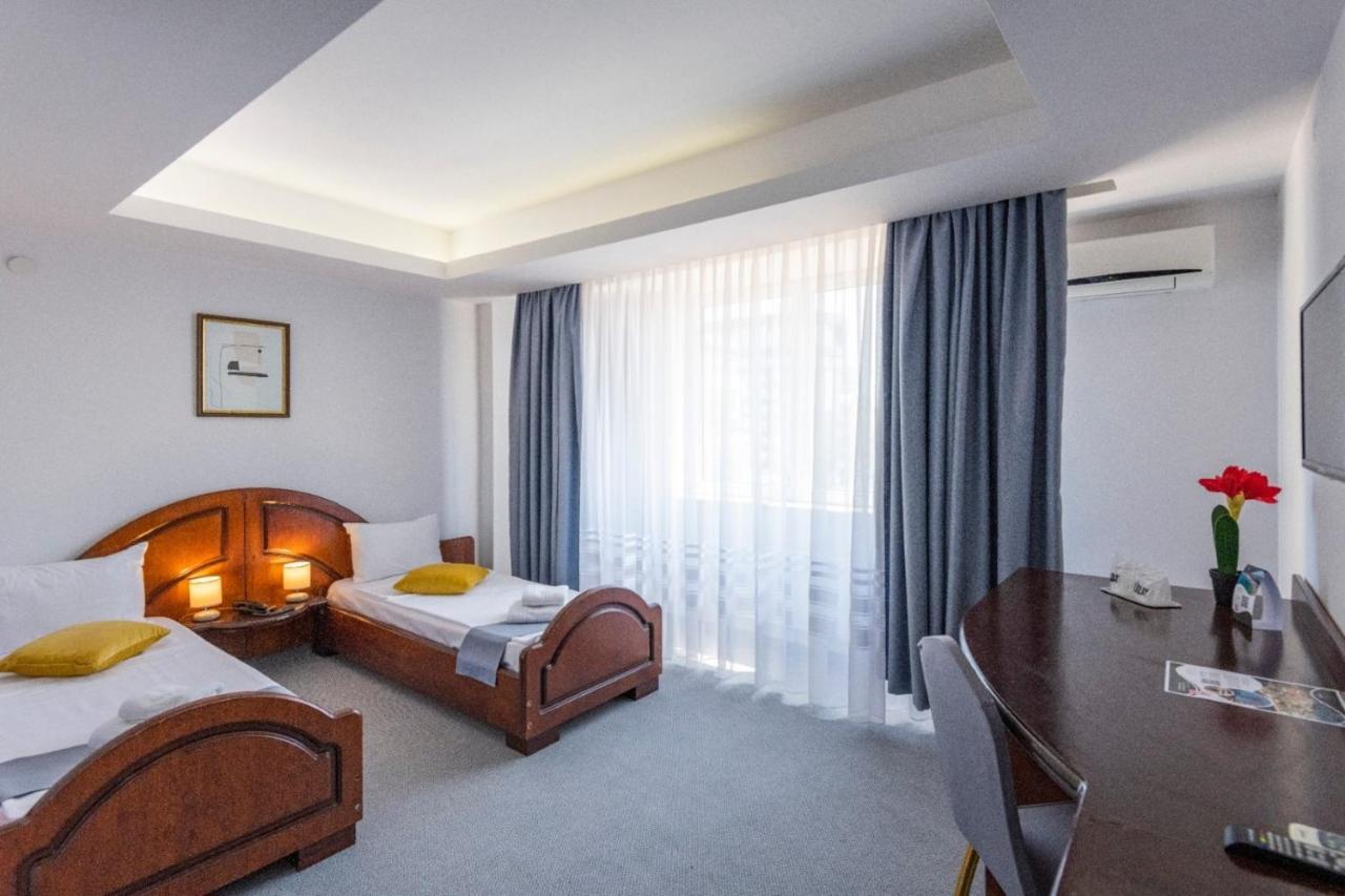 Hotel Randy 康斯坦察 外观 照片